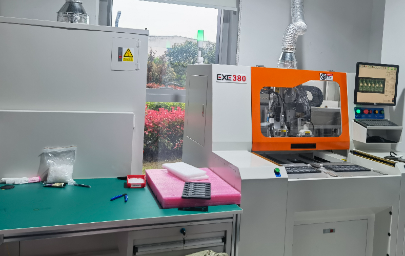 Serrated blade splitter customer site